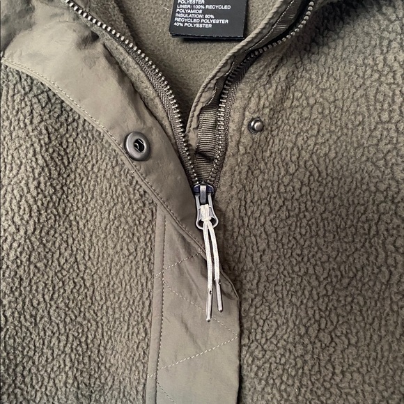 Vuori Fleece & Quilted Full-Zip Jacket - Picture 6 of 7